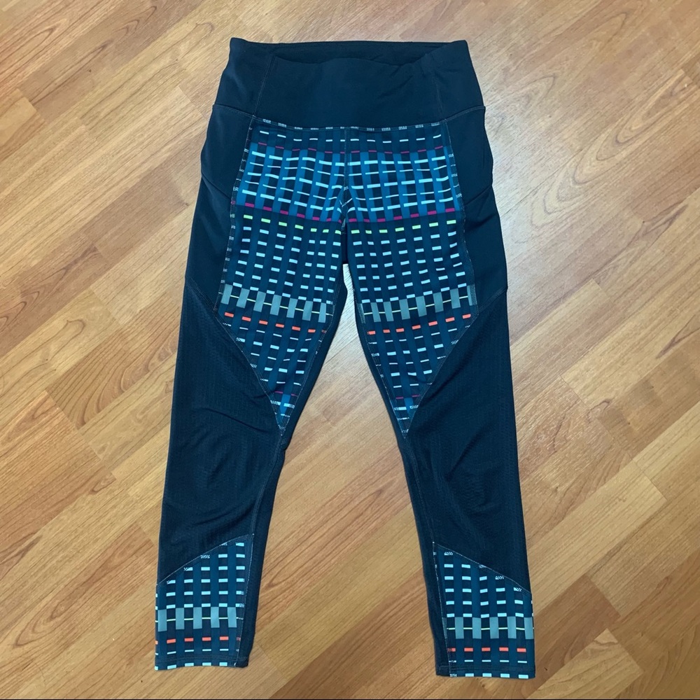 • [Athleta] Navy Cropped Leggings •